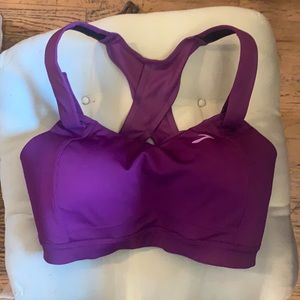 NWOT brooks sports bra